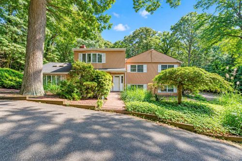 80 Alpine Way, Huntingtn Sta, NY, 11746-4602 | Card Image