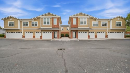 2203 Regency Ct, Chattanooga, TN, 37421-7620 | Card Image