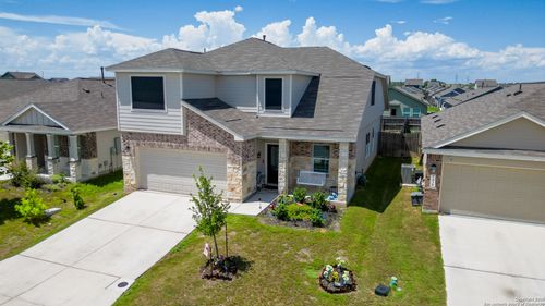 5826 Geronimo Way, Seguin, TX, 78155-3208 | Card Image