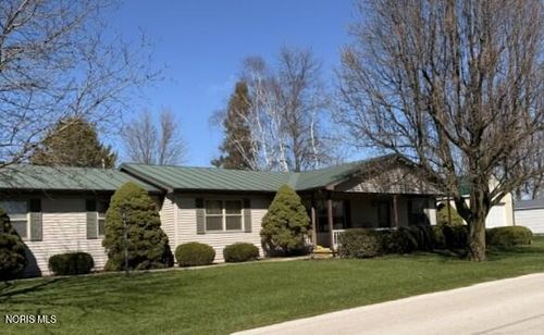 203 W 9th St, Sycamore, OH, 44882-7507 | Card Image