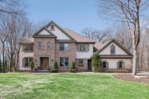 8662 Great Waters Alcove, Eden Prairie, MN, 55347-3432 | Card Image