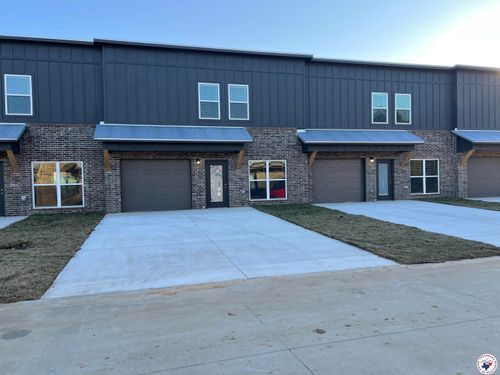 3450 Brooke Pl, Texarkana, TX, 75503-1177 | Card Image