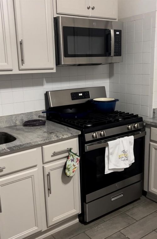 166 144th Ave, Jamaica, NY, 11434-4818 | Card Image