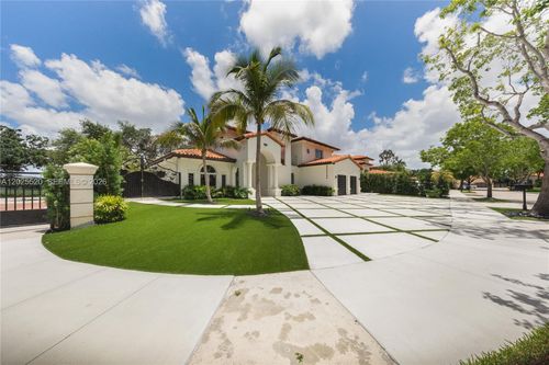15721 Nw 79th Ct, Miami Lakes, FL, 33016-7102 | Card Image