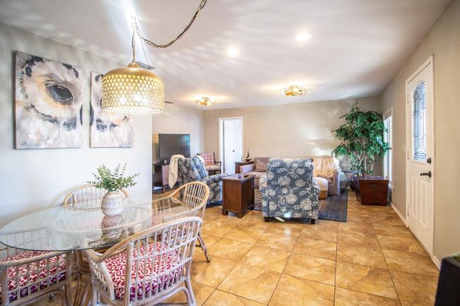 148 Pony Express Trl, House other with 3 bedrooms, 2 bathrooms and null parking in Buffalo Springs TX | Image 5