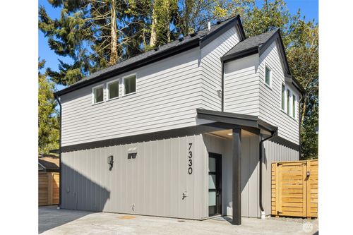 7330 25th Ave Nw, Seattle, WA, 98117-4416 | Card Image