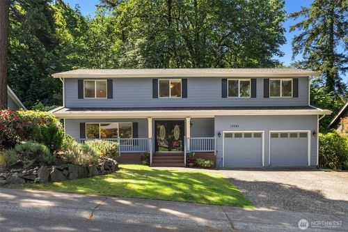 13241 Se 57th St, Bellevue, WA, 98006-4103 | Card Image