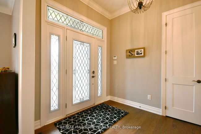 5 Kanata Crt, House other with 3 bedrooms, 2 bathrooms and 6 parking in Springwater ON | Image 5