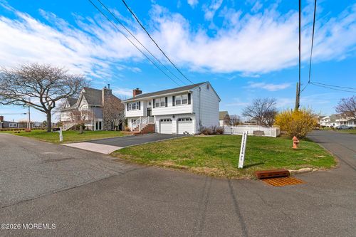 1 Elizabeth Pl, Monmouth Beach, NJ, 07750-1005 | Card Image