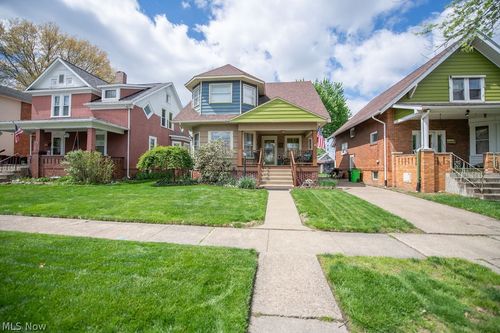 716 N Dawson Street, Uhrichsville, OH, 44683 | Card Image