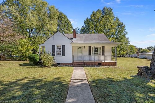 401 N 4th Ave, Mayodan, NC, 27027-2307 | Card Image