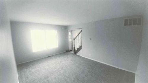 2 Tower Ct, Downers Grove, IL, 60516-4006 | Card Image