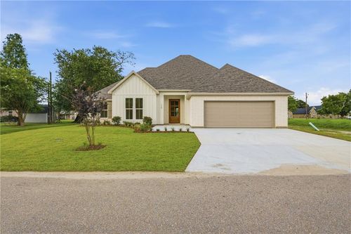 110 Butternut St, Hahnville, LA, 70057-2377 | Card Image