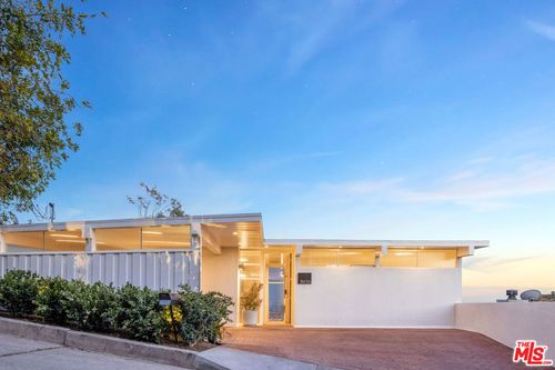8656 Skyline Dr, Los Angeles, CA, 90046-1034 | Card Image