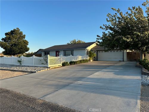 28283 Windy Pass, Barstow, CA, 92311-4464 | Card Image