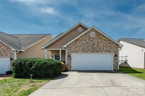27 Chowan Dr, Fletcher, NC, 28732-7909 | Card Image