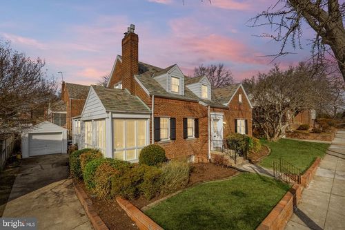 3918 17th Pl Ne, WASHINGTON, DC, 20018-2316 | Card Image