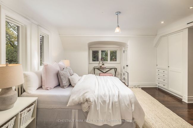 77 Chestnut Park Rd, House other with 6 bedrooms, 5 bathrooms and 2 parking in Toronto ON | Image 21