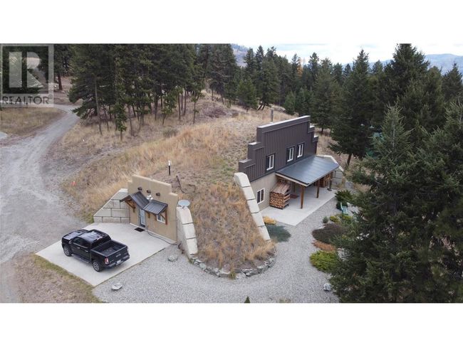 1910 Hulme Creek Rd, House other with 3 bedrooms, 2 bathrooms and 1 parking in Kootenay Boundary BC | Image 49