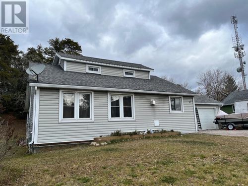 67 Goldshore Rd, Red Lake, ON, P0V2M0 | Card Image