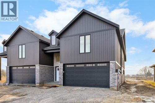 8004 Meo Blvd, Lasalle, ON, N9H0P3 | Card Image