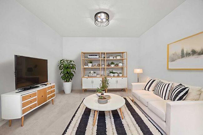 501 Corner Meadows Way Ne, House other with 3 bedrooms, 3 bathrooms and 4 parking in Calgary AB | Image 26
