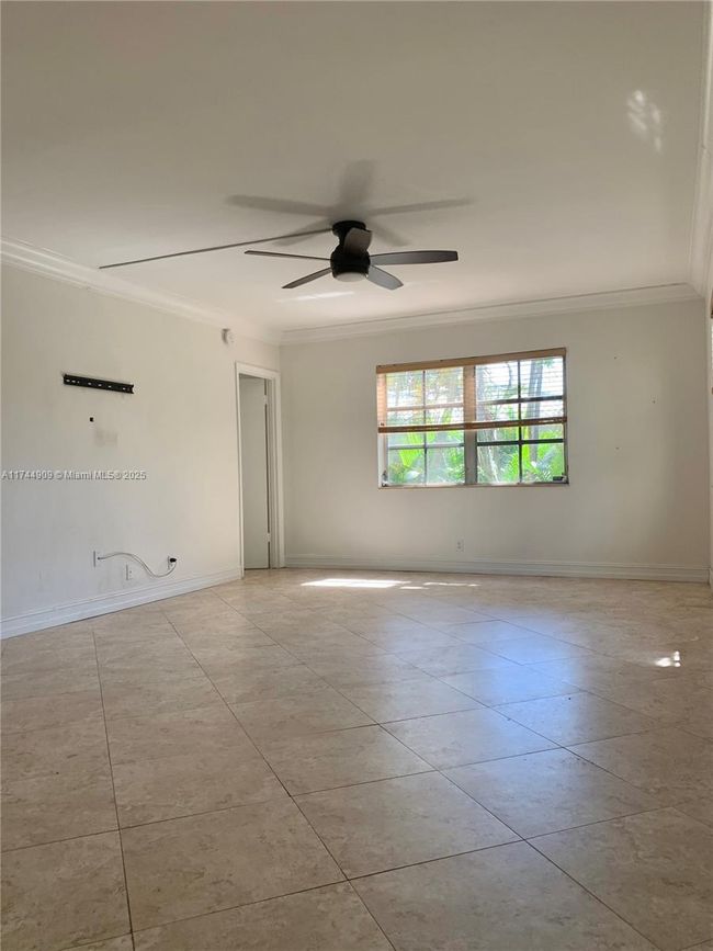 APT-210A - 2426 Se 17 Th St, Condo with 1 bedrooms, 1 bathrooms and null parking in Fort Lauderdale FL | Image 8