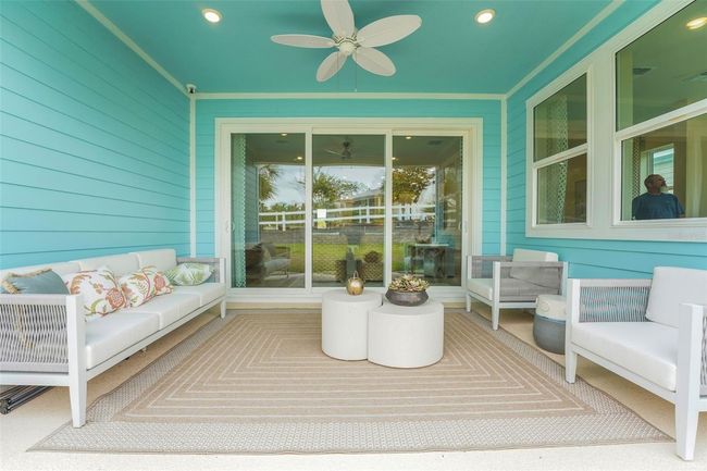 987 Fiesta Key Cir, House other with 2 bedrooms, 2 bathrooms and null parking in LADY LAKE FL | Image 57