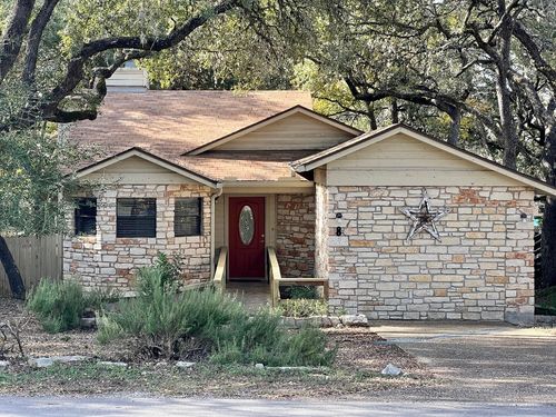 8 Stonehouse Cir, Wimberley, TX, 78676-2704 | Card Image