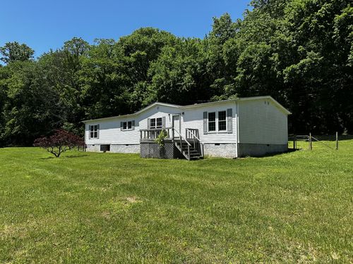 599 Defeated Creek Hwy, Carthage, TN, 37030-2261 | Card Image