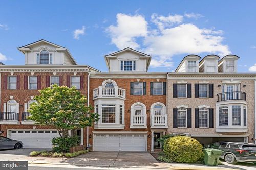 7720 Spoleto Ln, MCLEAN, VA, 22102-4786 | Card Image