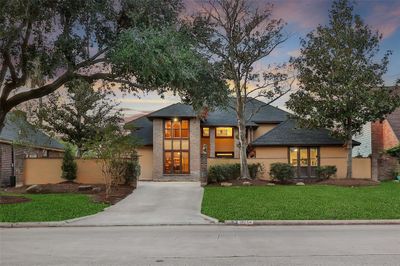 18702 Walden Forest Drive, House other with 4 bedrooms, 3 bathrooms and null parking in Humble TX | Image 1