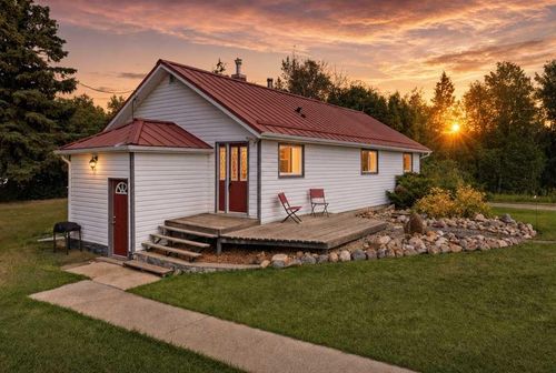 3253 Township Road 360, Rural Red Deer County, AB, T4H0K8 | Card Image