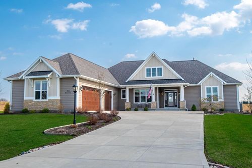 N56W27213 Crispin Court, Lisbon, WI, 53089 | Card Image