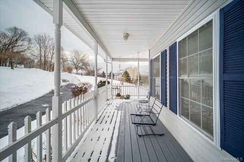 2 Melissa Ln, Washingtonville, NY, 10992-2277 | Card Image