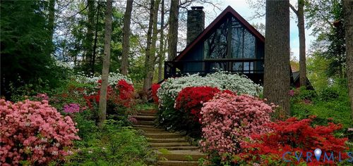 206 Lake Caroline Dr, Ruther Glen, VA, 22546-5225 | Card Image