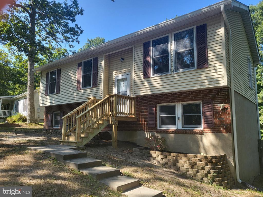 Clubhouse Dr, Lusby, MD 20657