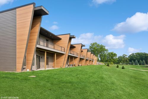 260 Yard Perfect Drive, La Porte, IN, 46350 | Card Image