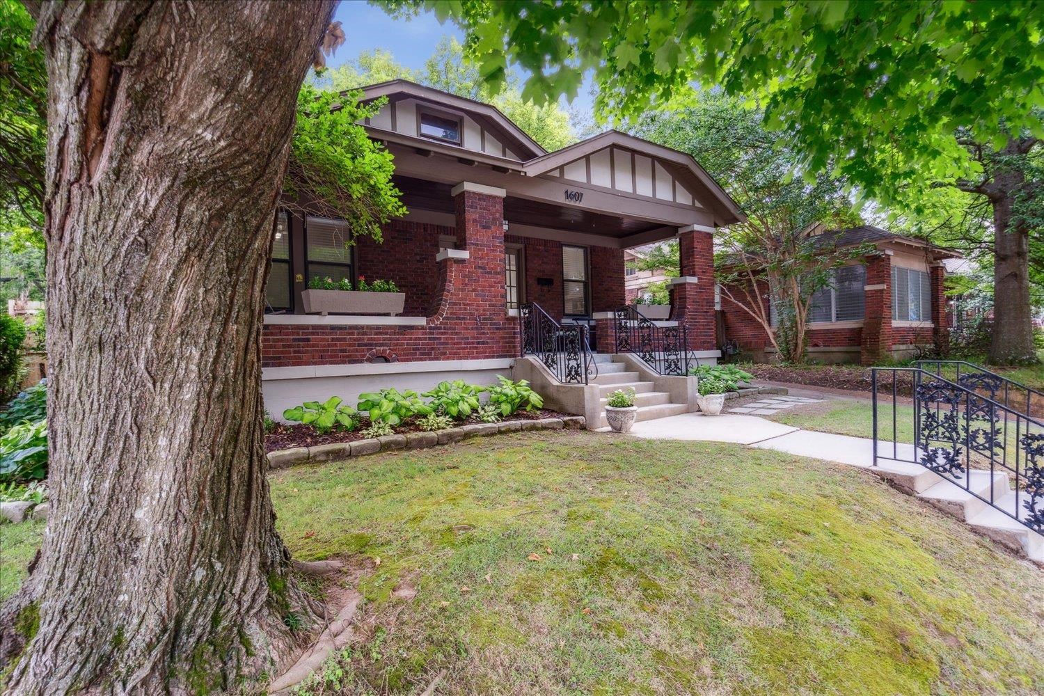 Vance Ave, Memphis, TN 38104