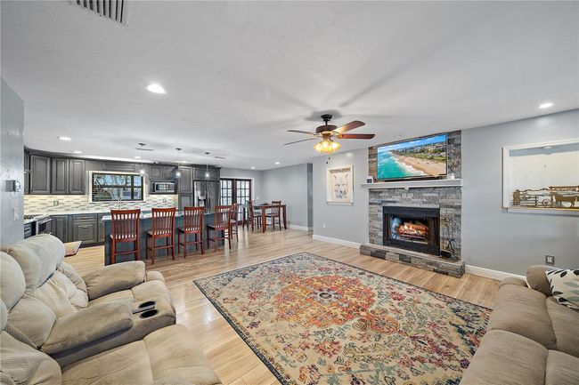 6204 Juel Gill Rd, Home with 3 bedrooms, 2 bathrooms and null parking in Myakka City FL | Image 12