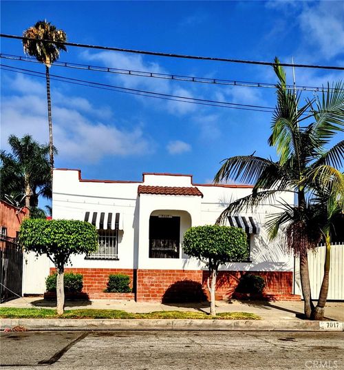 7017 Wilson Ave, Los Angeles, CA, 90001 | Card Image
