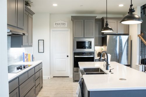 642 Sandiford Ct, Mansfield, TX, 76063-7178 | Card Image