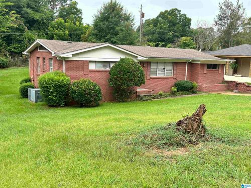 848 Westfield Dr, Fairfield, AL, 35064-1560 | Card Image