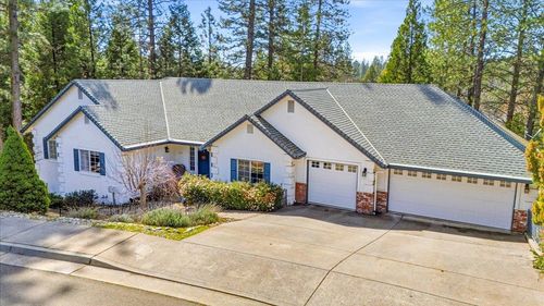 132 Picadilly Ln, Grass Valley, CA, 95949-9625 | Card Image