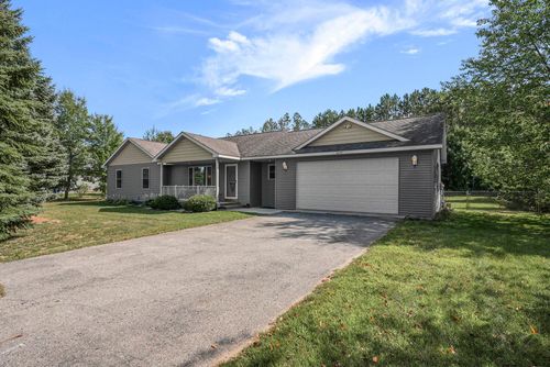 6279 Jeffrey Pl, Grawn, MI, 49637-8500 | Card Image