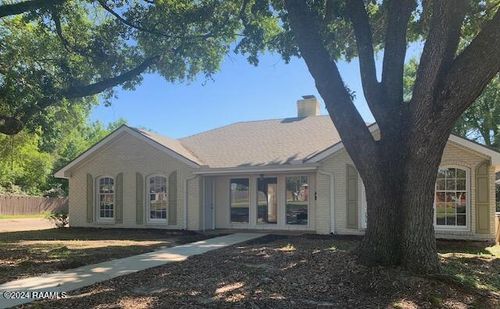 362 Orangewood Dr, Lafayette, LA, 70503-5226 | Card Image