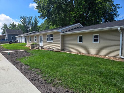 313 Lake Ave N, Silver Lake, MN, 55381-6177 | Card Image