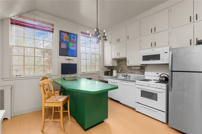 804 Persimmon Rd, House other with 4 bedrooms, 3 bathrooms and 2 parking in Sewickley PA | Image 17
