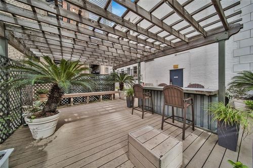 610-705 Main St, Houston, TX, 77002-3309 | Card Image