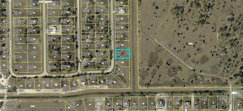 930 Ashley Oaks Dr, Lehigh Acres, FL, 33974-5607 | Card Image
